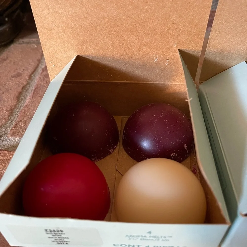 2 Boxes of Partylite Aroma Melt Candles - Picture 2 of 4